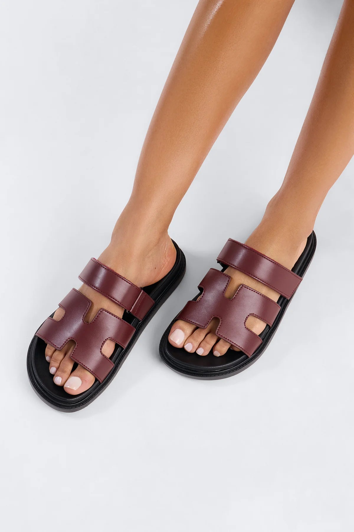 Agnes Flat Sandals